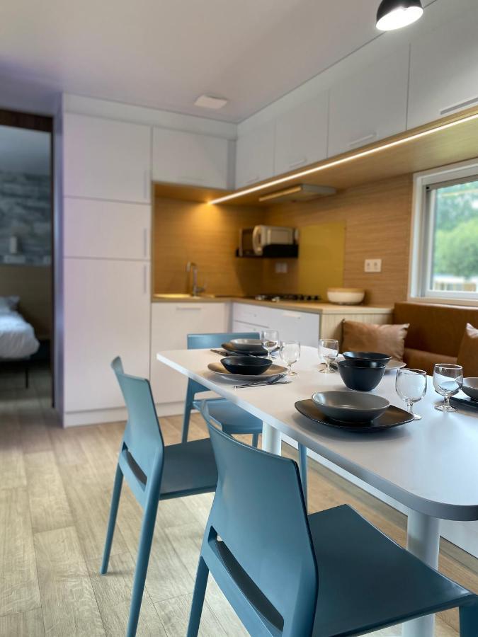 Domaine Des Ormes By Home From Home Дол-де-Бретан Екстериор снимка