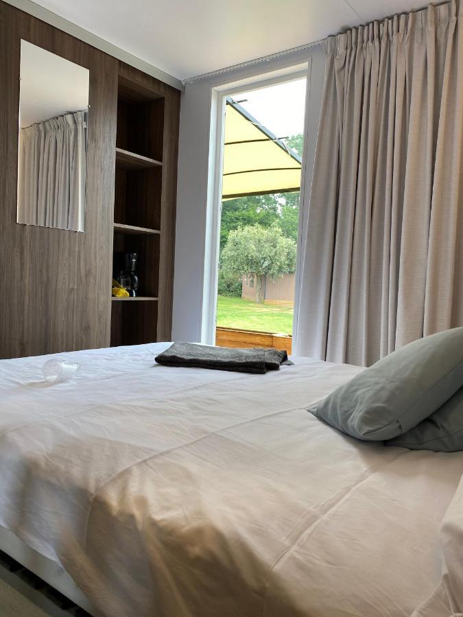 Domaine Des Ormes By Home From Home Дол-де-Бретан Екстериор снимка
